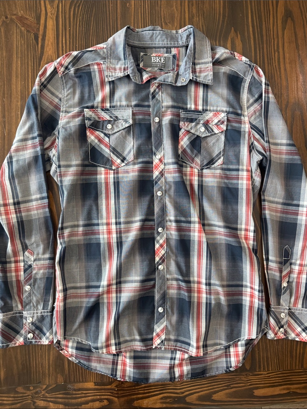 BKE Men's Navy, Red & White Plaid Button-Down Shirt XL Pearl Snaps Tailored Fit